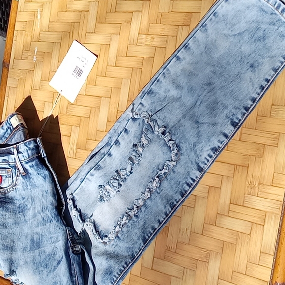 Distressed Red Jeans NYC- Size 10 - Picture 6 of 6